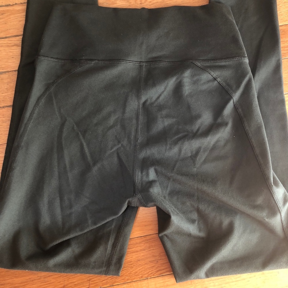 Fabletics powerhold leggings